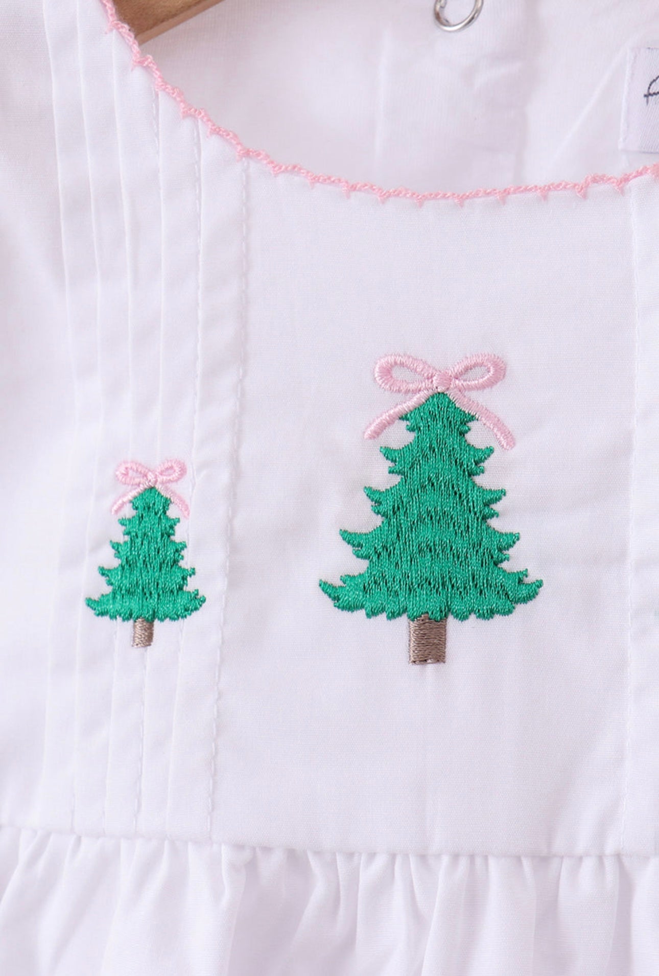 Premium White Christmas Tree Embroidery Ruffle Bubble